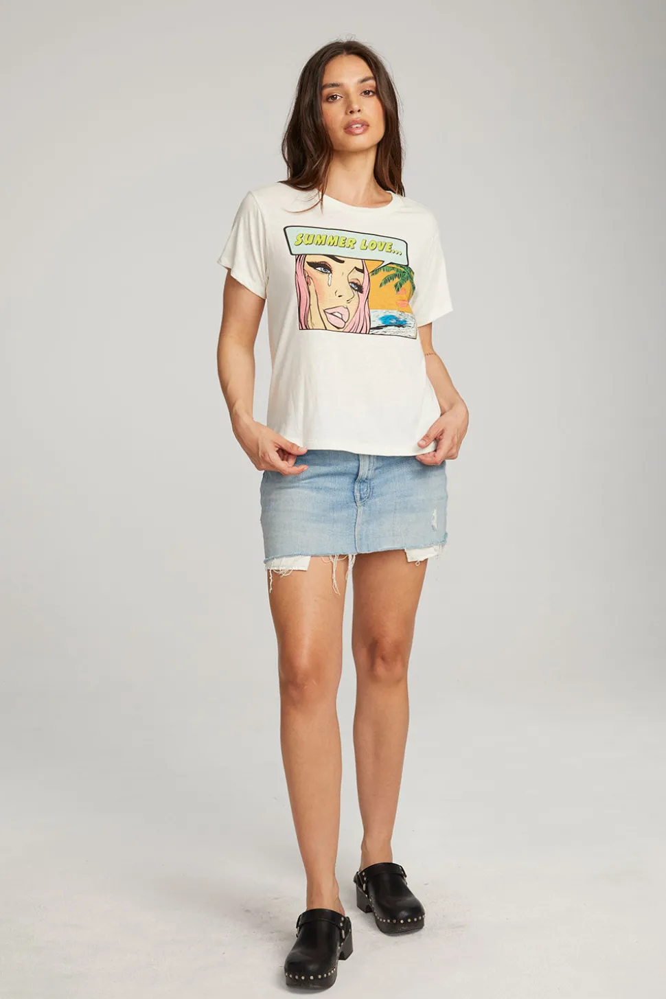 Chaser Brand Summer Love Tee New